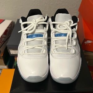 Air Jordan 11 Retro Low ‘Legend Blue’